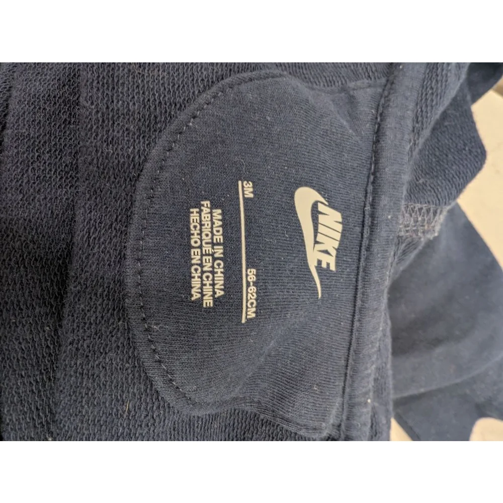 Baby Nike Navy & White Logo Hooded Footie 3 Months